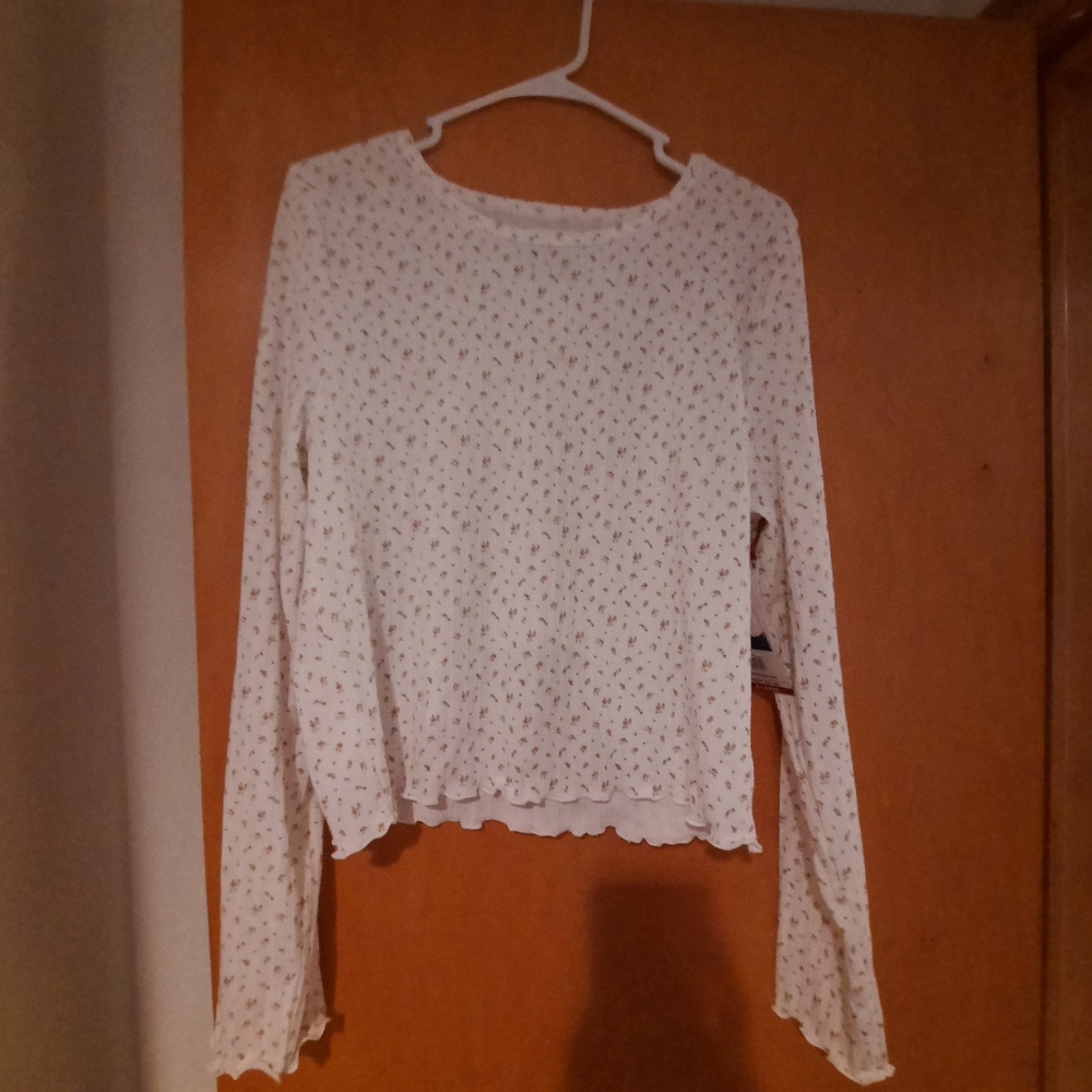 Long sleeve t shirt